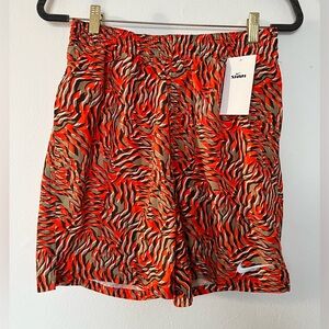 NIKE men’s orange swim shorts